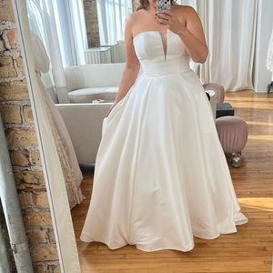 Ellera by Brideside “Emma” Wedding Dress